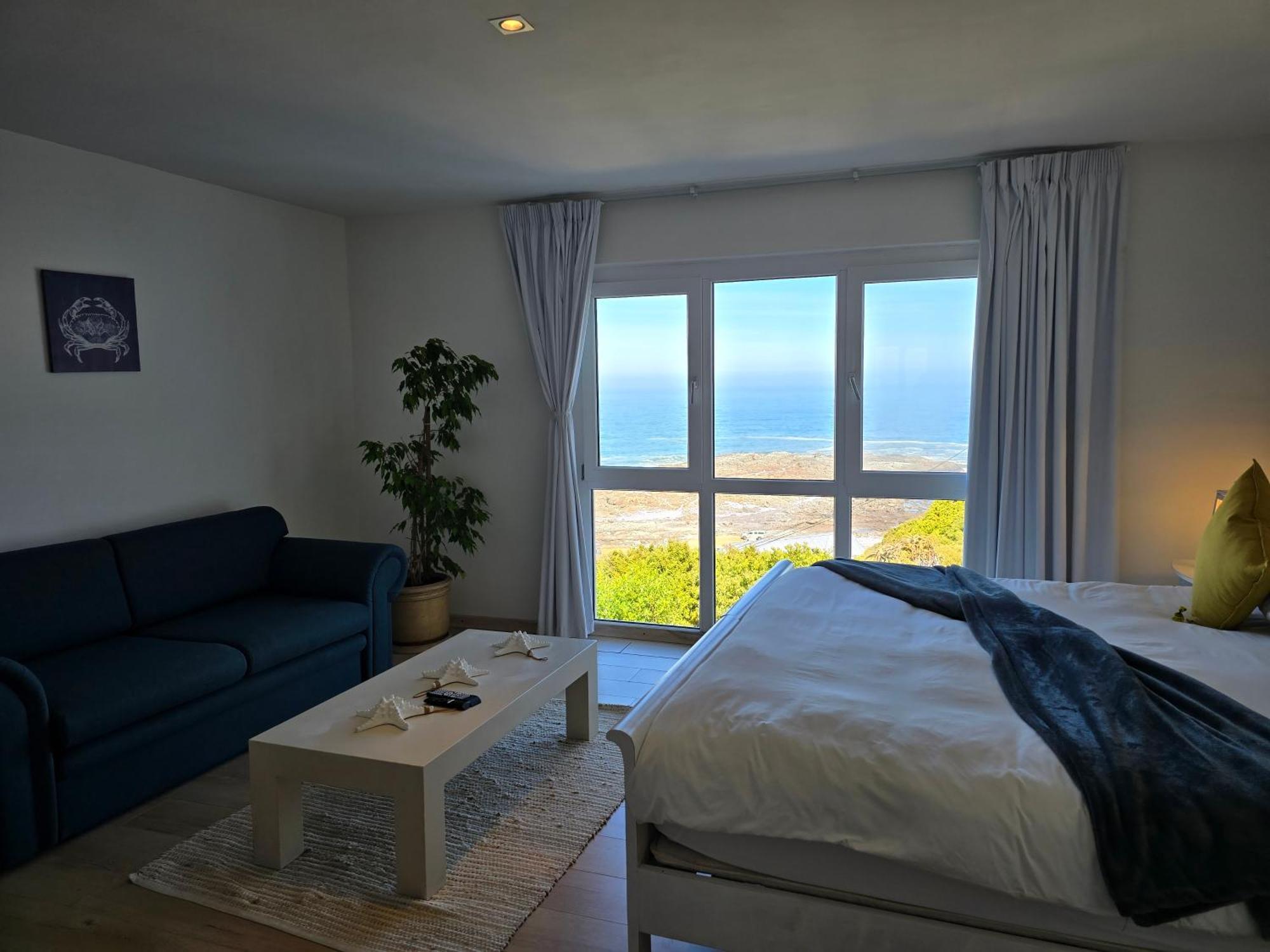Swept Away Guesthouse - No-Loadshedding Yzerfontein Esterno foto