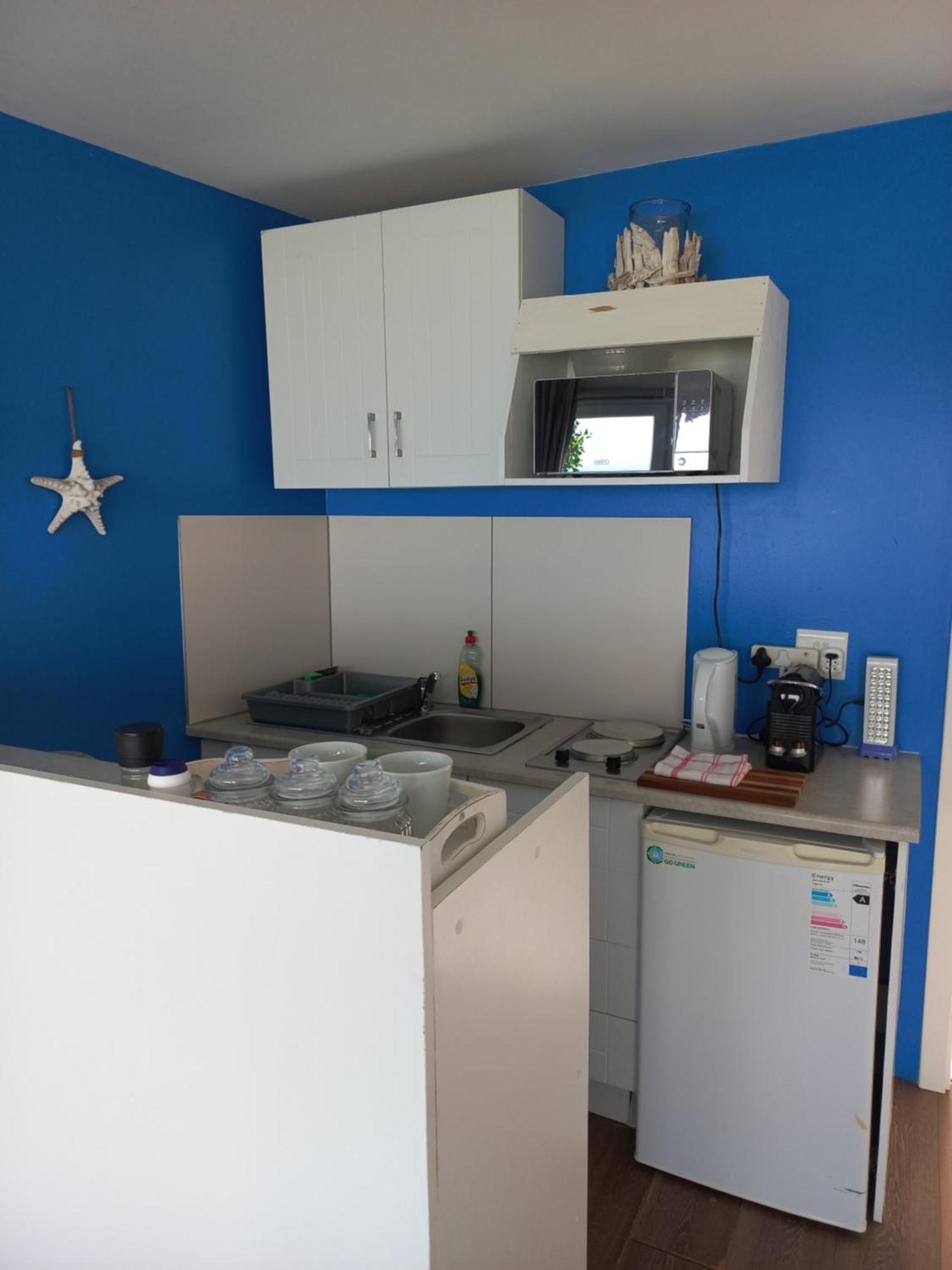 Swept Away Guesthouse - No-Loadshedding Yzerfontein Esterno foto