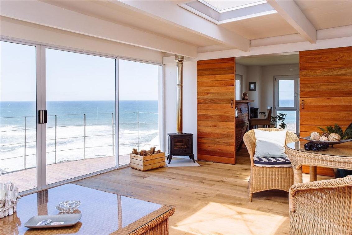 Swept Away Guesthouse - No-Loadshedding Yzerfontein Esterno foto